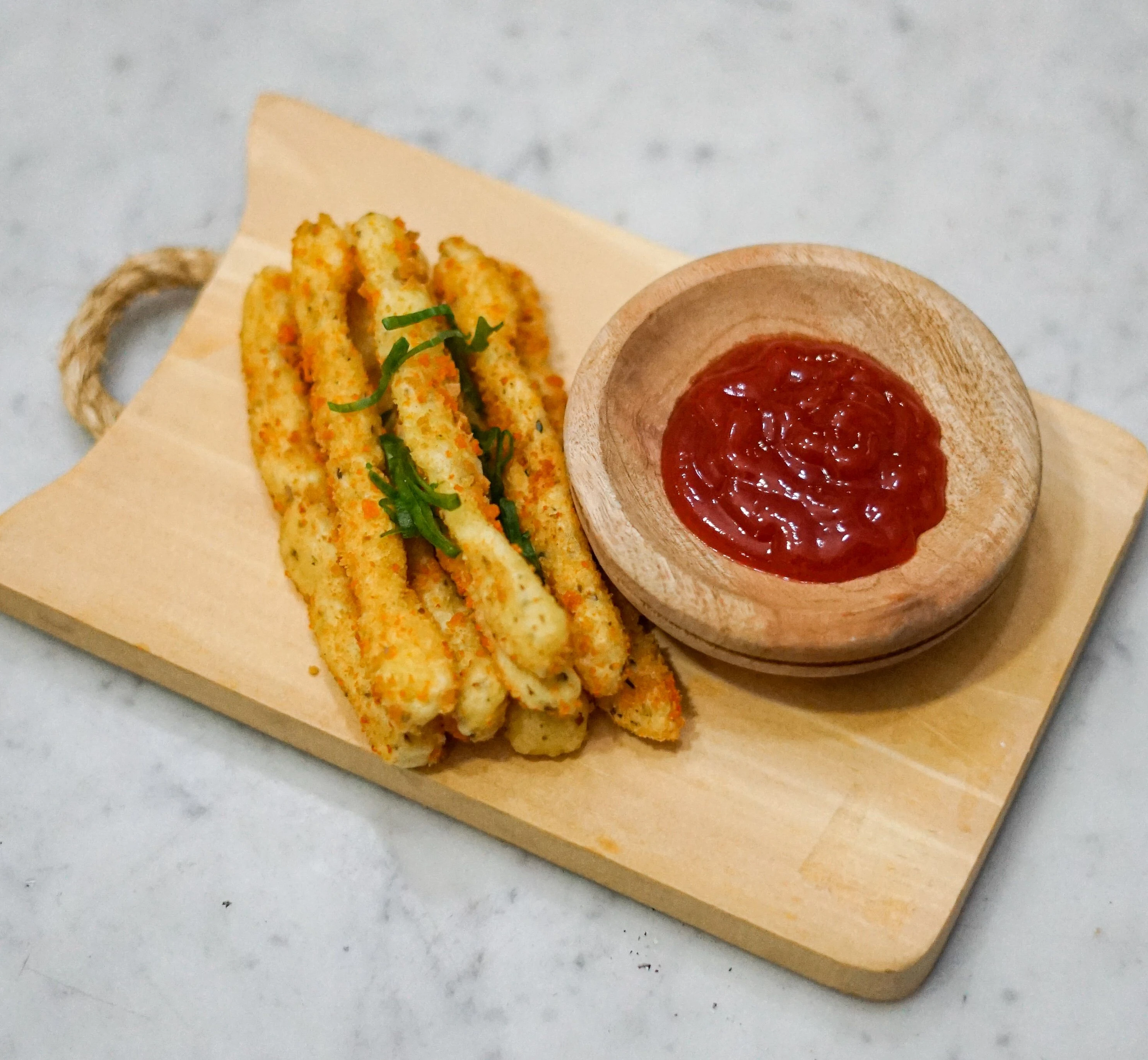 Halloumi fries