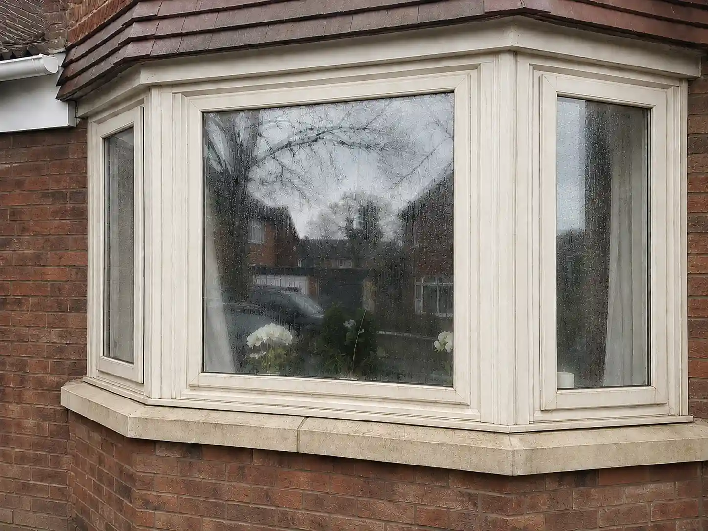 Bay window before replacement